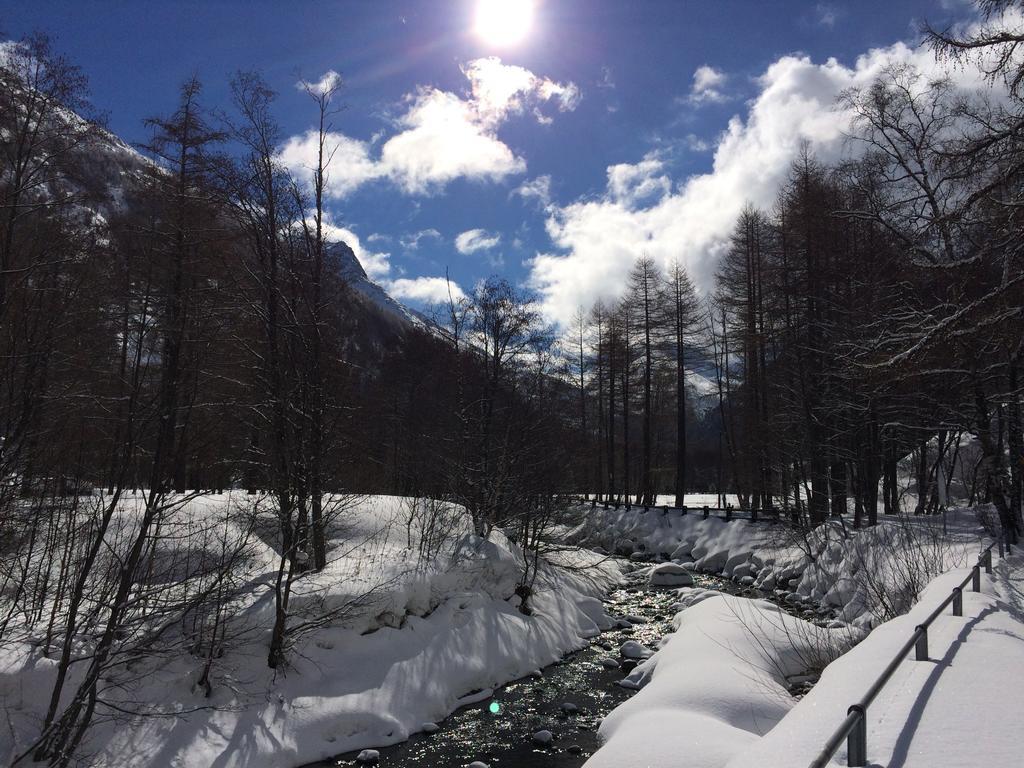 Chalet Sunstar ซาส-กรุนด์ ภายนอก รูปภาพ